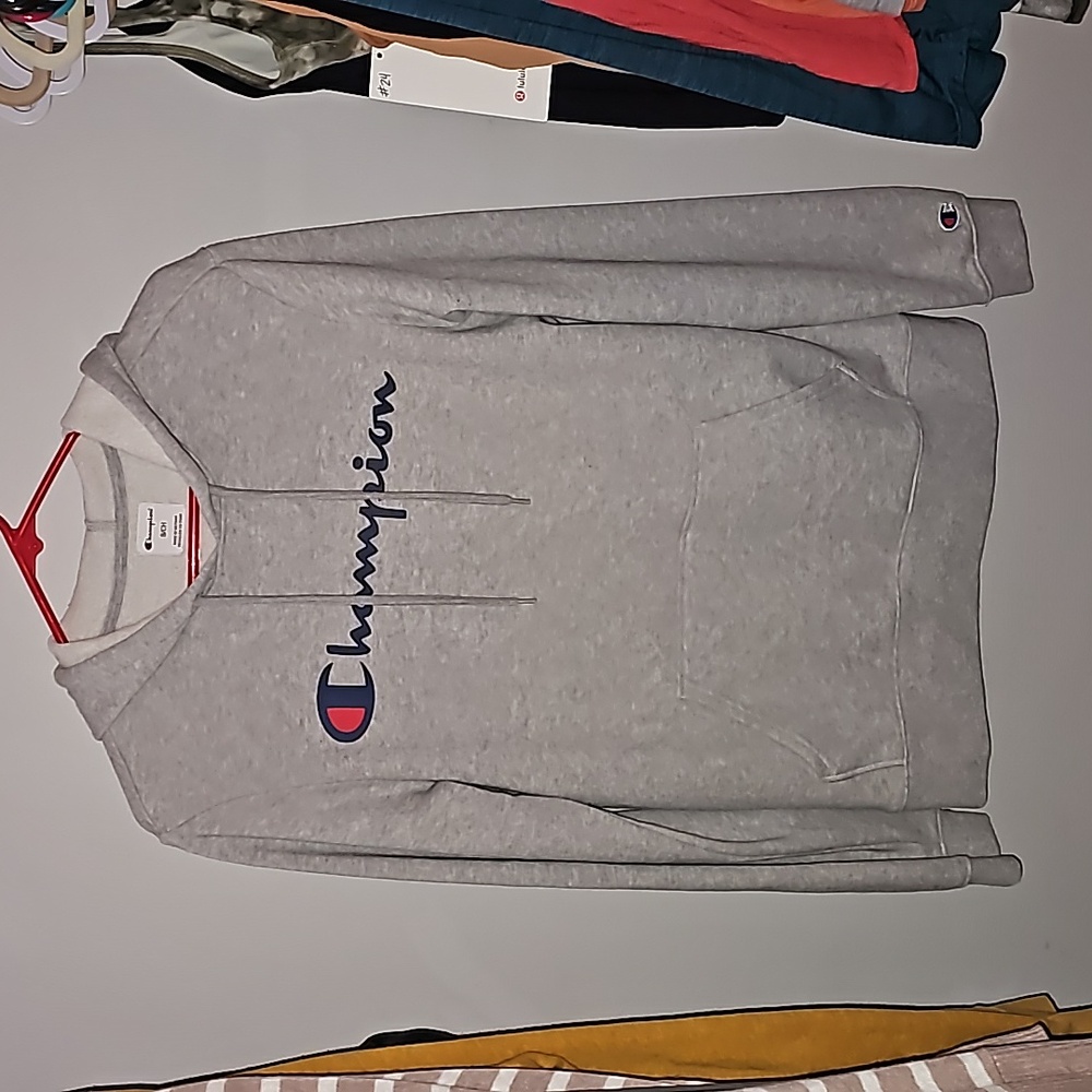 Womens sz small Champion hoodie. Like new condition